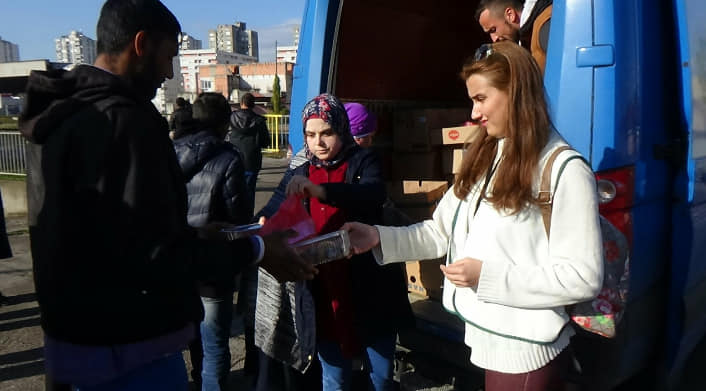 Thousands of meals for migrants from virtuous mothers and MIZ Doboj activists