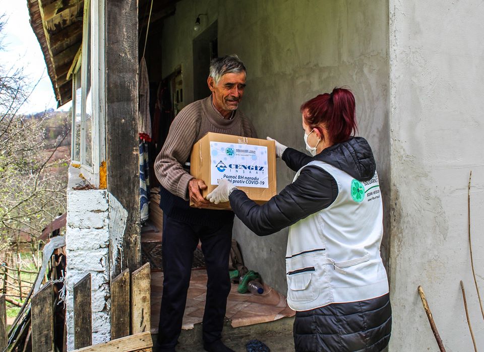 DISTRIBUTION OF THE FOOD PACKAGES FOR THE LOCAL PEOPLE IN A FEW VILLAGES IN SREBRENICA