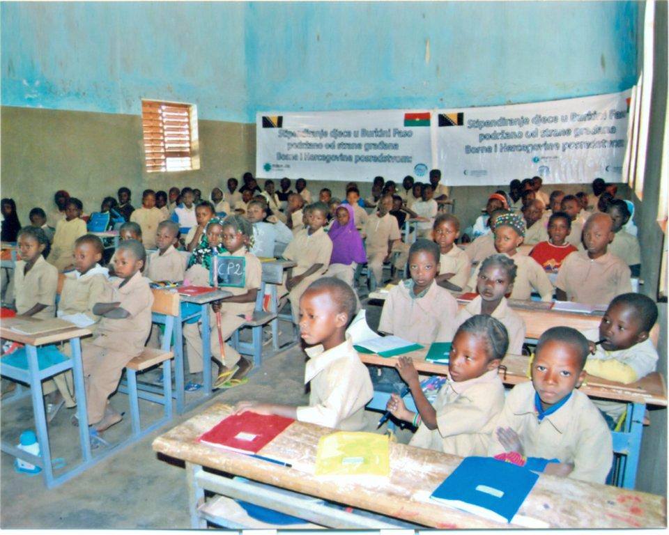 30 BAM FOR ANNUAL SCHOLARSHIP FOR ONE CHILD IN BURKINA FASO