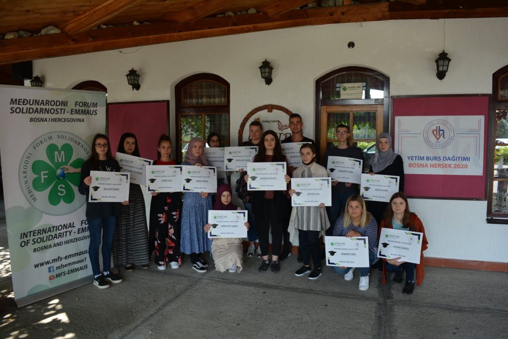 Fifteen orphans received one-year student scholarships with the amount of 500 Euros