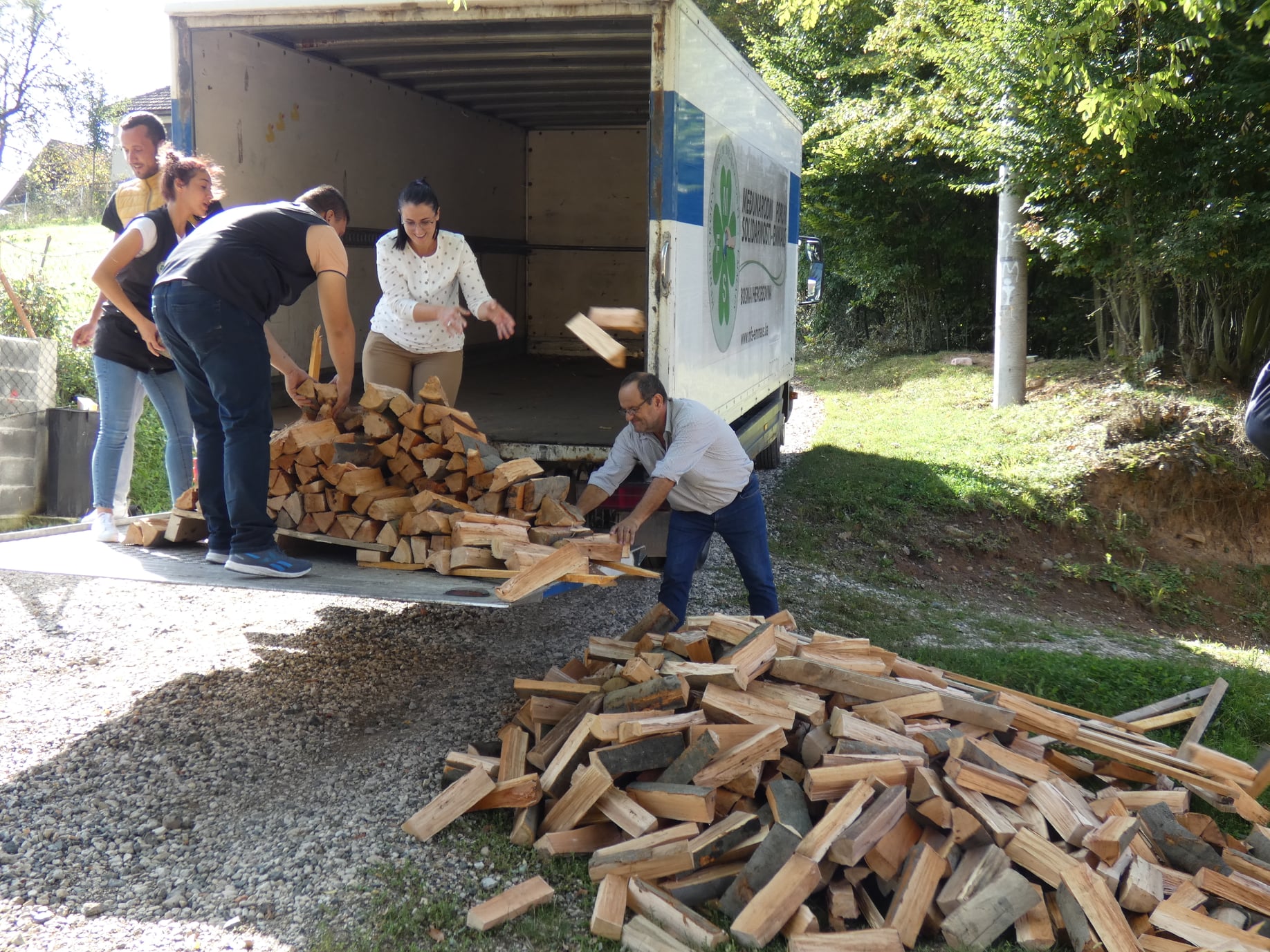 120764126_1565941970275992_5073925734098514588_o