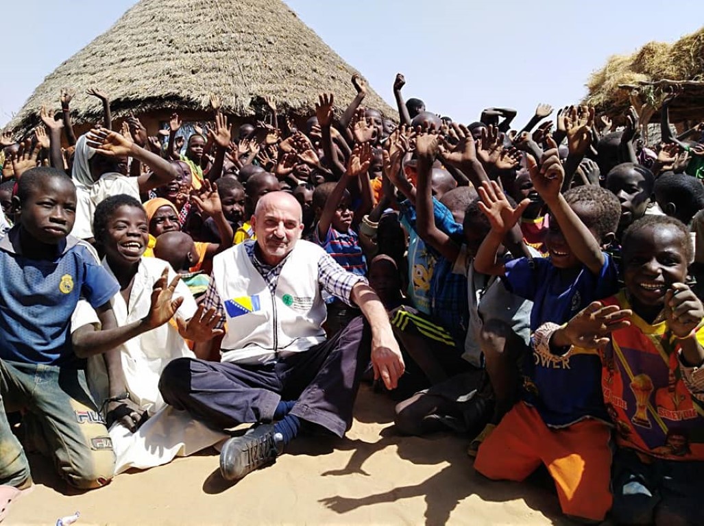 51580539_1061380654065462_8789235114782490624_n (Medium)