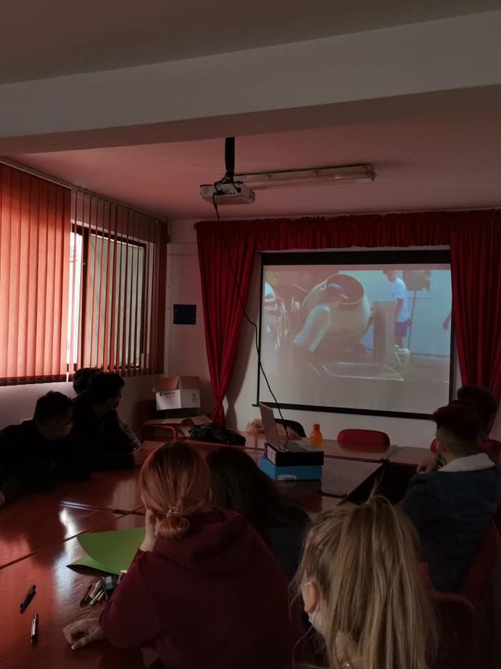 129724224_1625304001006455_6513753543756330387_n