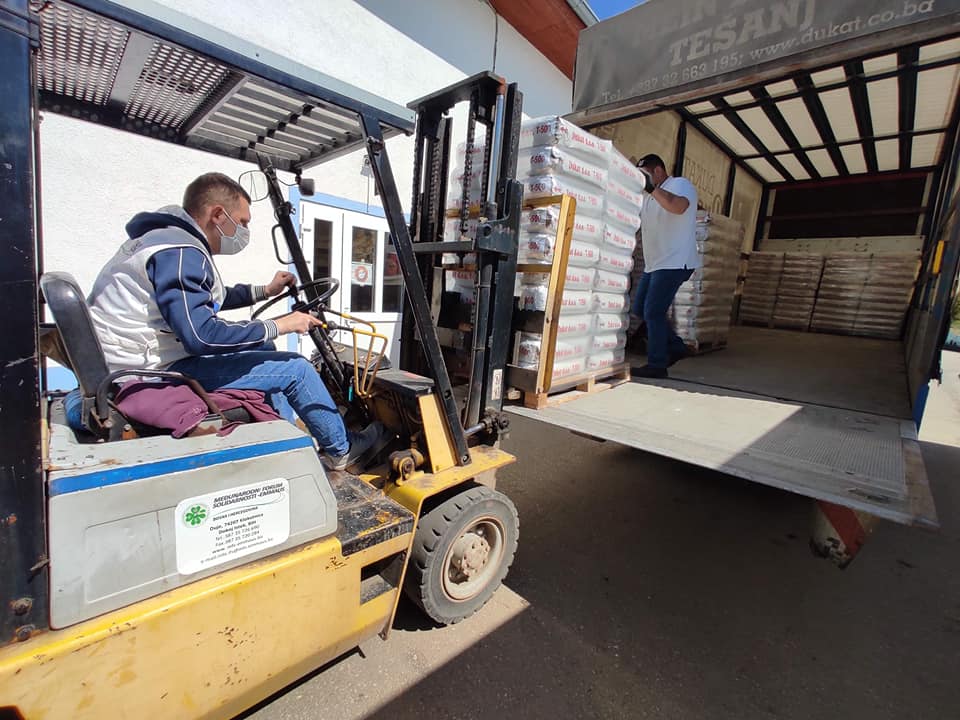 169247315_1717640075106180_366408859925402328_n