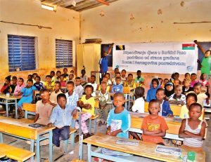 179960283_1736953123174875_4902156202004593187_n