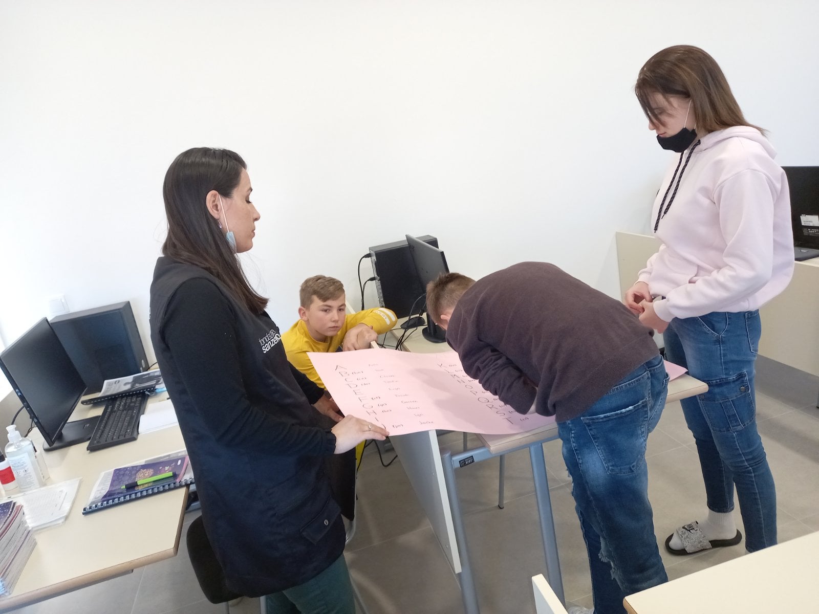 274317085_1951364598400392_3564851635238362172_n