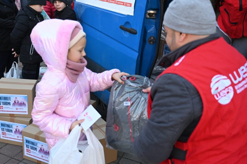Vrijedni pokloni podrške jetimskim porodicama podijeljeni širom Tuzlanskog kantona