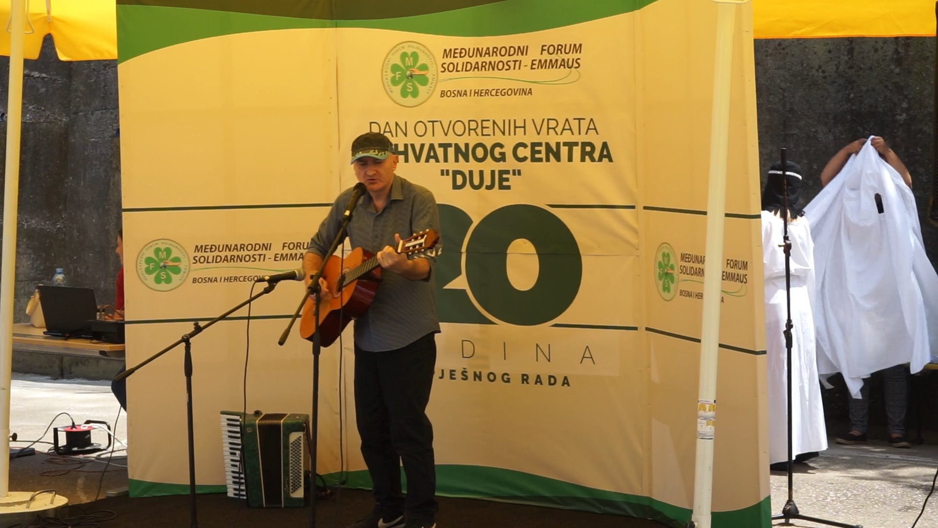 MAH04093.MP4_snapshot_00.02_[2024.06.29_15.04.16]