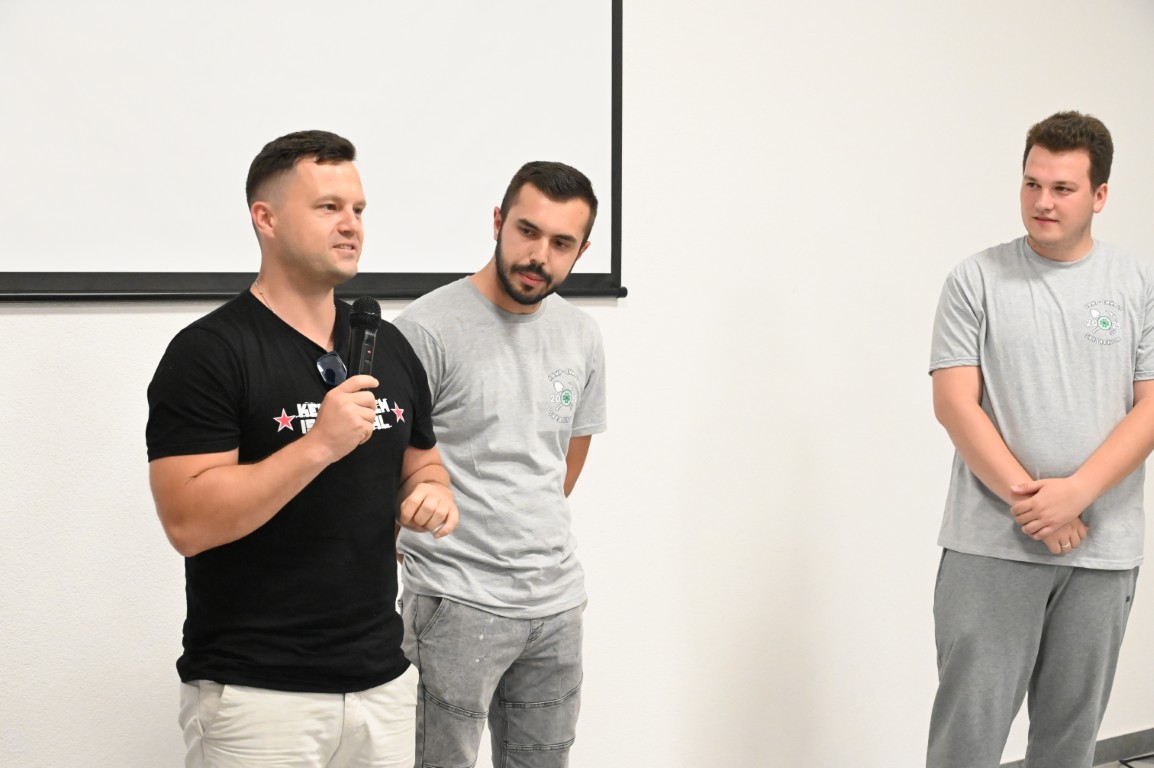 518432713_1068336615406234_502333453752776466_n