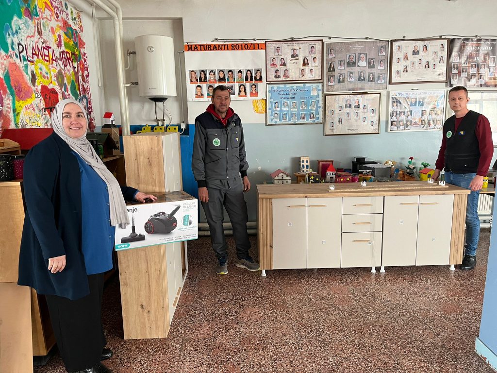 Donacija Područnoj školi Potočari